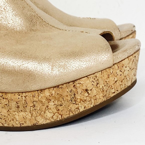 UGG Metallic Gold Cork Wedge Sandals Heel Peep Toe Women's Size 6 - Picture 8 of 11